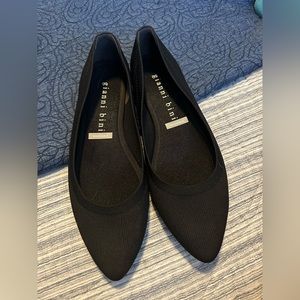 Gianni Bini Washable Flats Shoes like Rothy’s